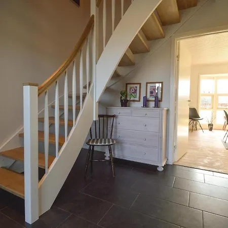 Four-bedroom In Brande *