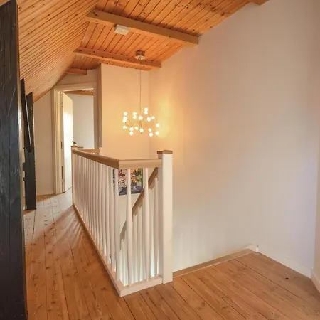 Four-bedroom In Brande * Omvrå